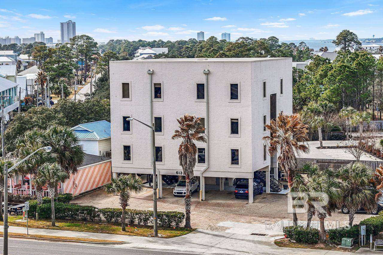 Gulf Shores, AL 36542,613 Gulf Shores Parkway