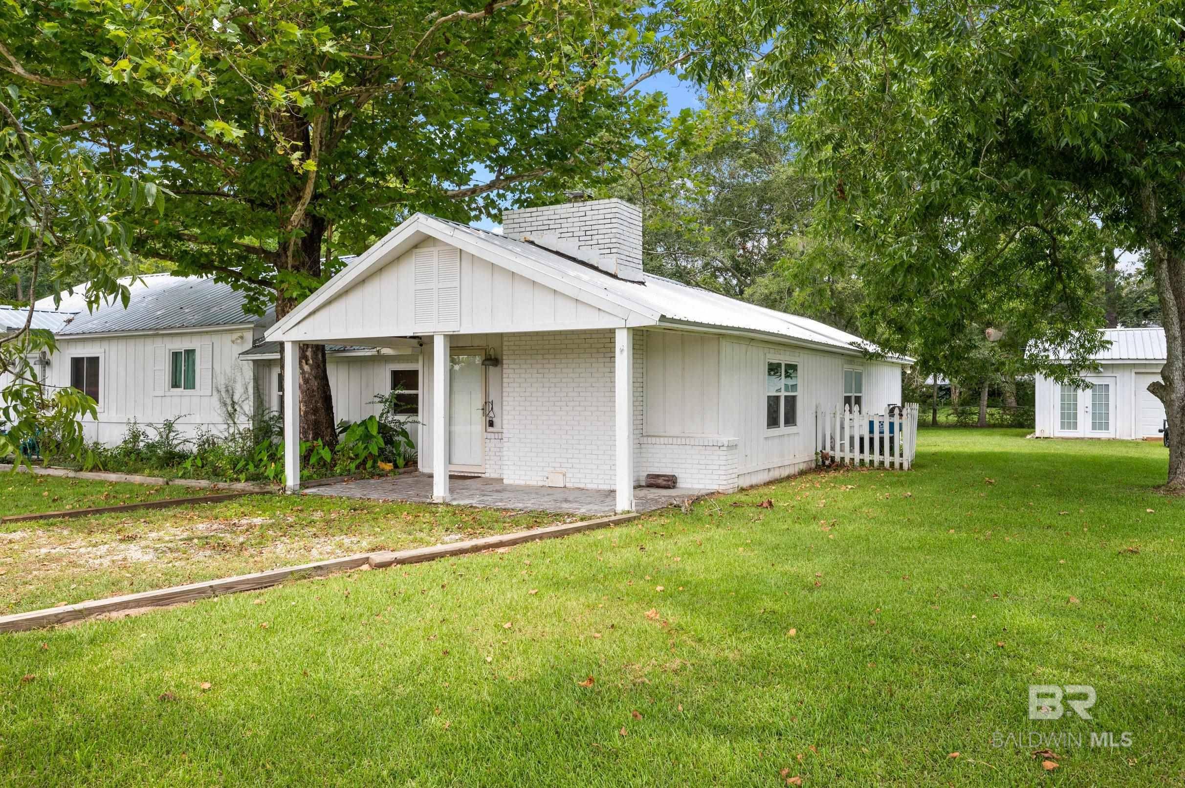 Elberta, AL 36530,24663 Chestnut Street #A & B