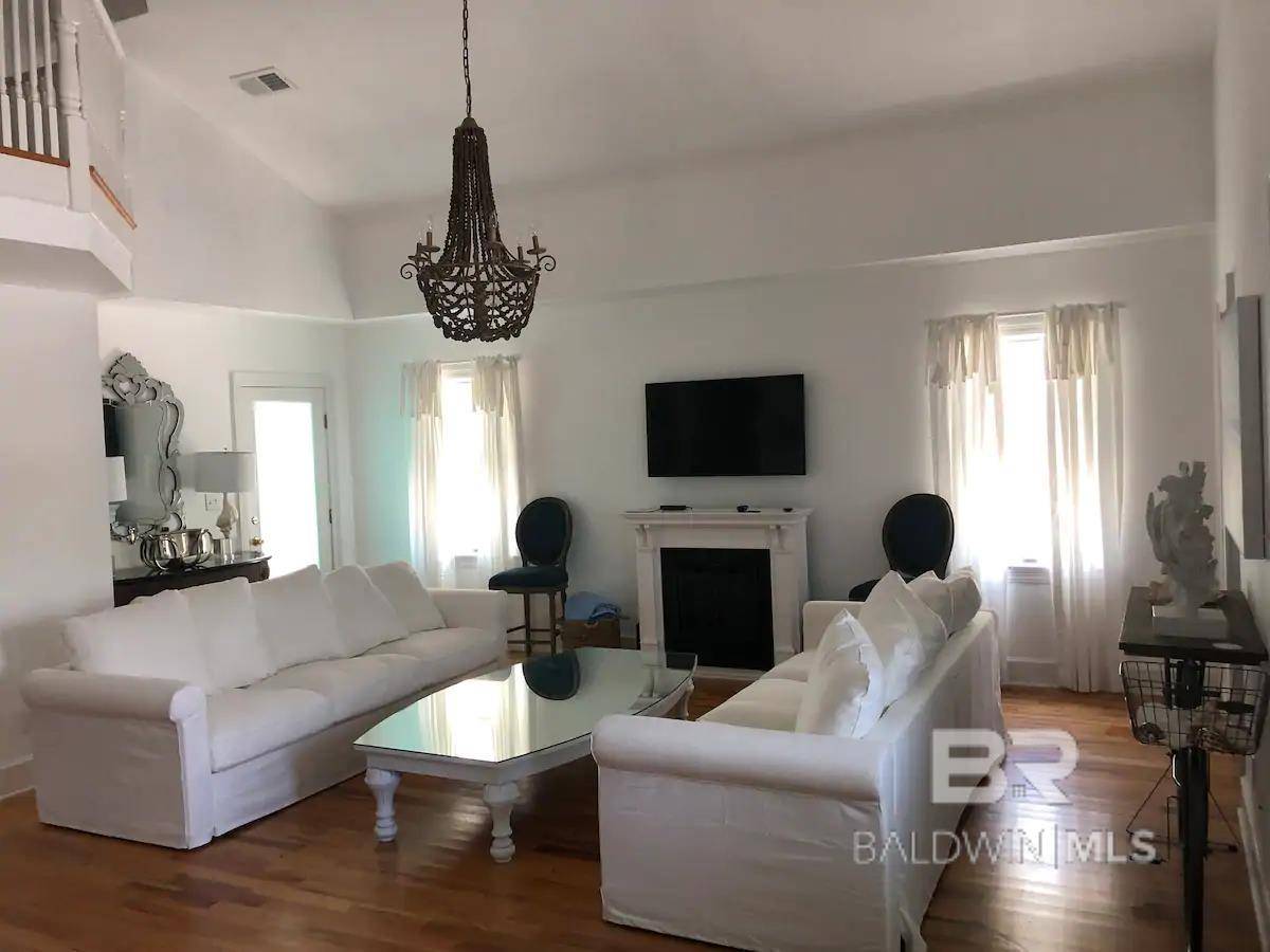 Orange Beach, AL 36561,11 Meeting Street