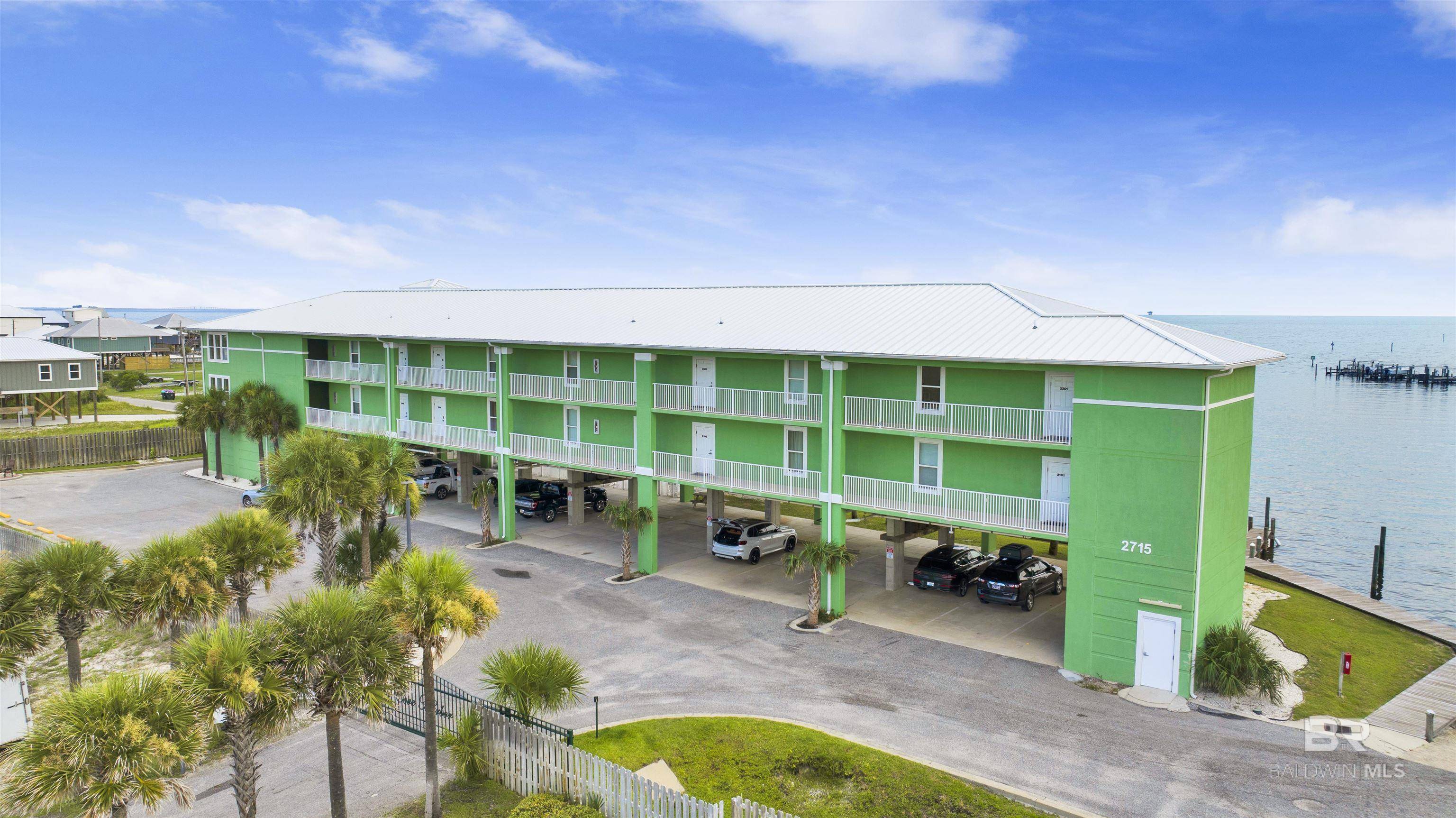 Gulf Shores, AL 36542,2715 State Highway 180 #2106