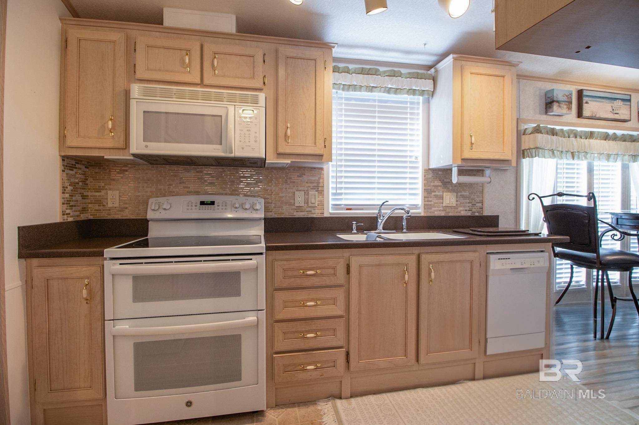 Elberta, AL 36530,24711 County Road 20 #H9
