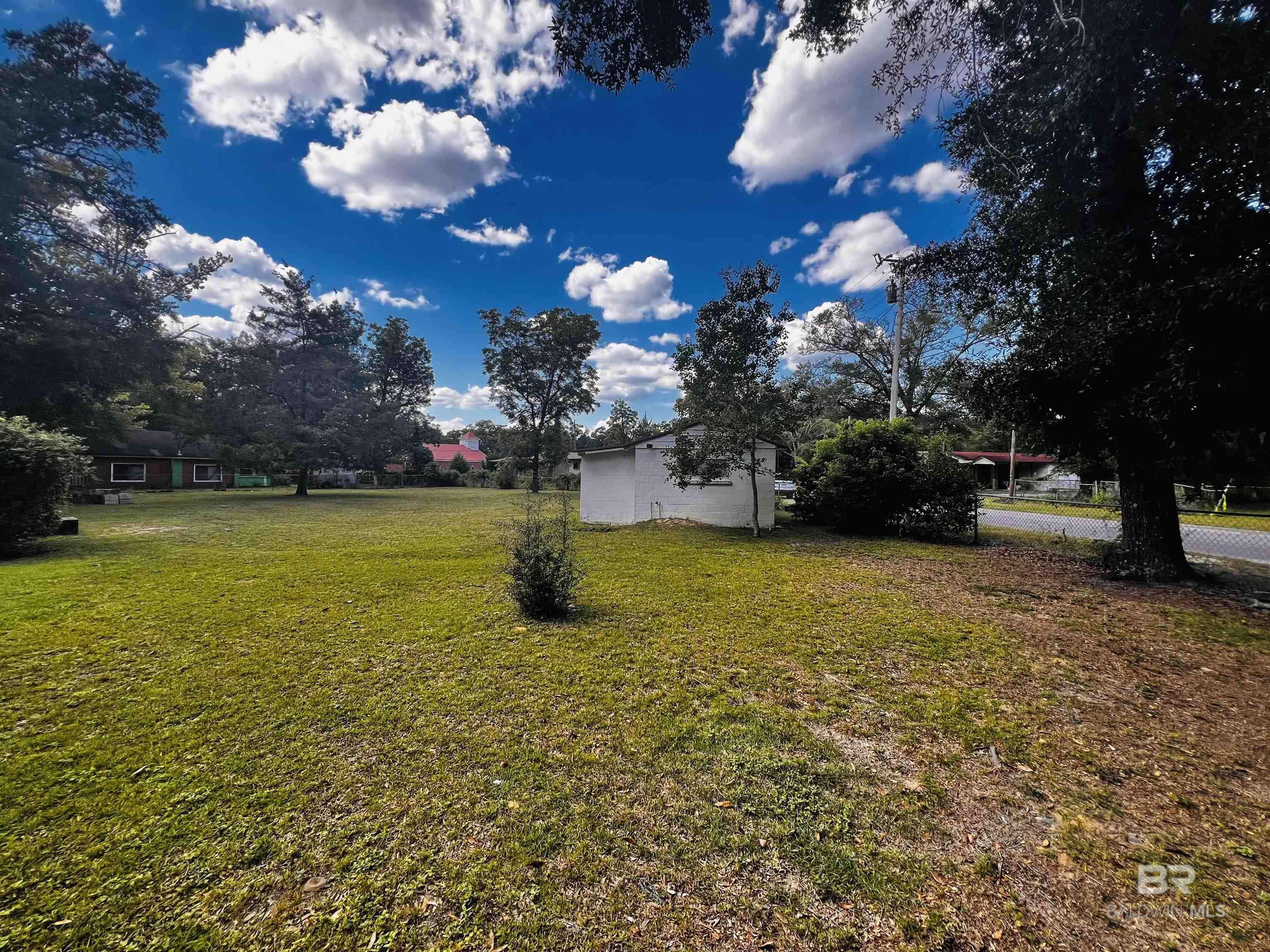 Crestview, FL 32536,654 W Walnut Avenue