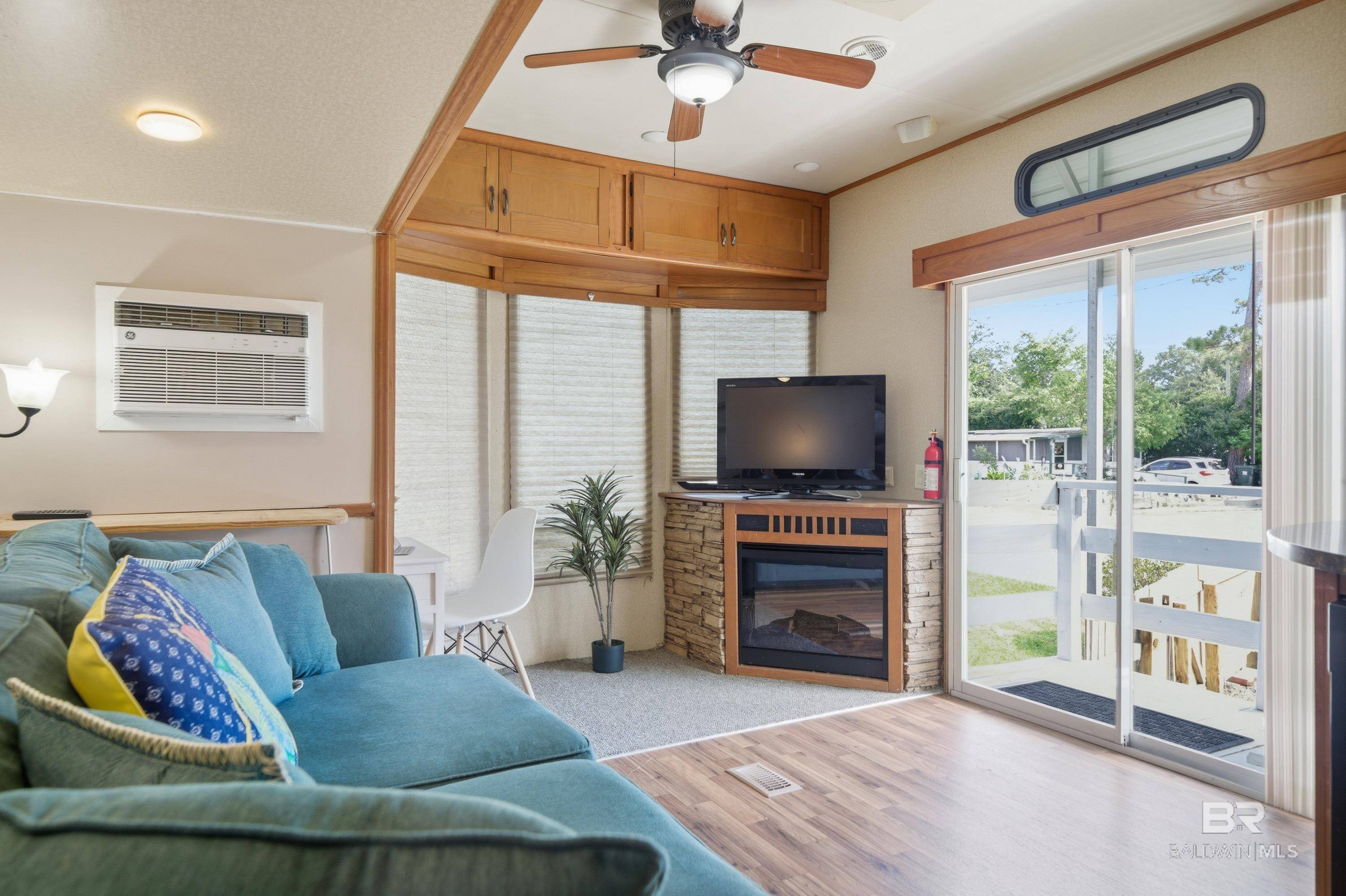 Lillian, AL 36549,63 Buena Vista Drive