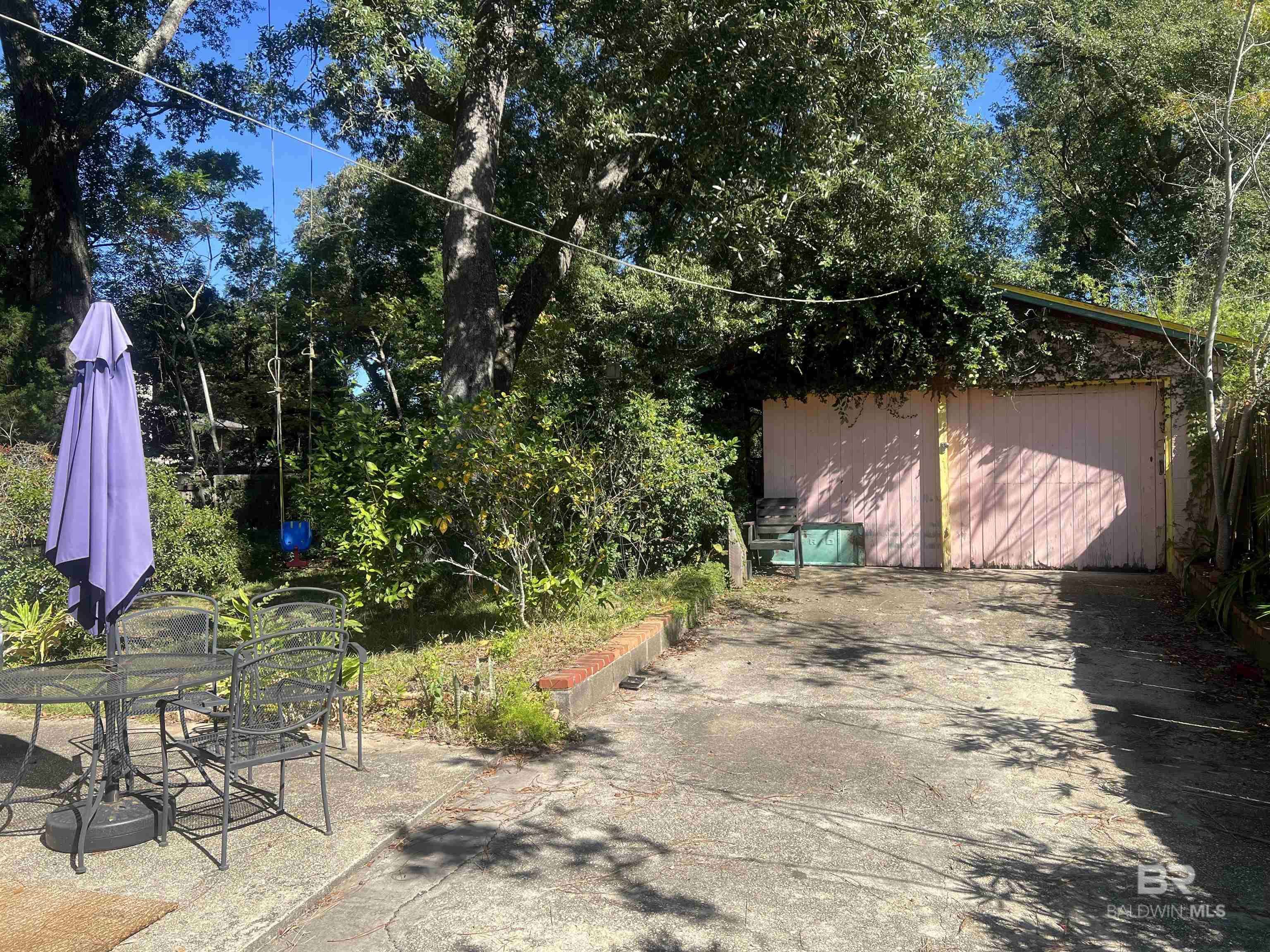 Fairhope, AL 36532,119 Pier Avenue