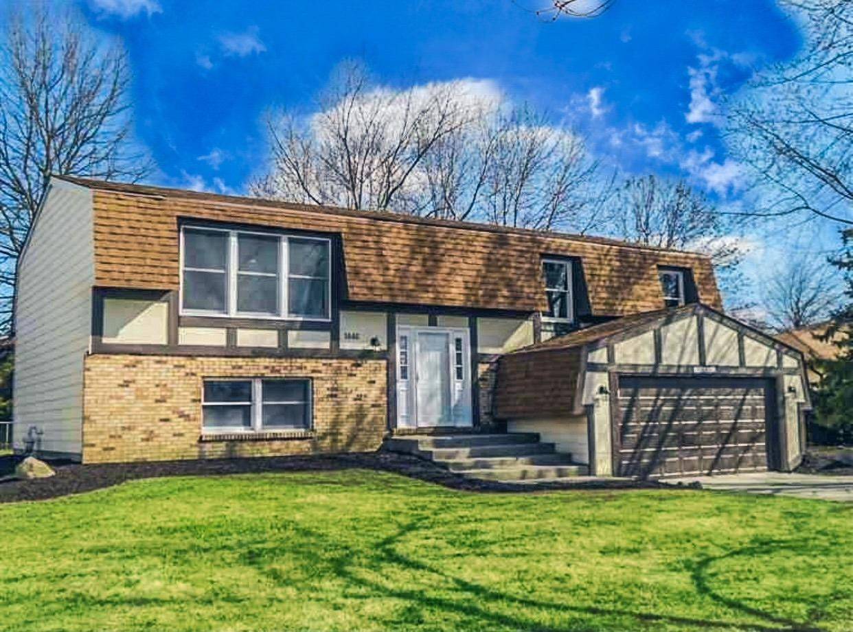 Crown Point, IN 46307,1446 W 94th Place