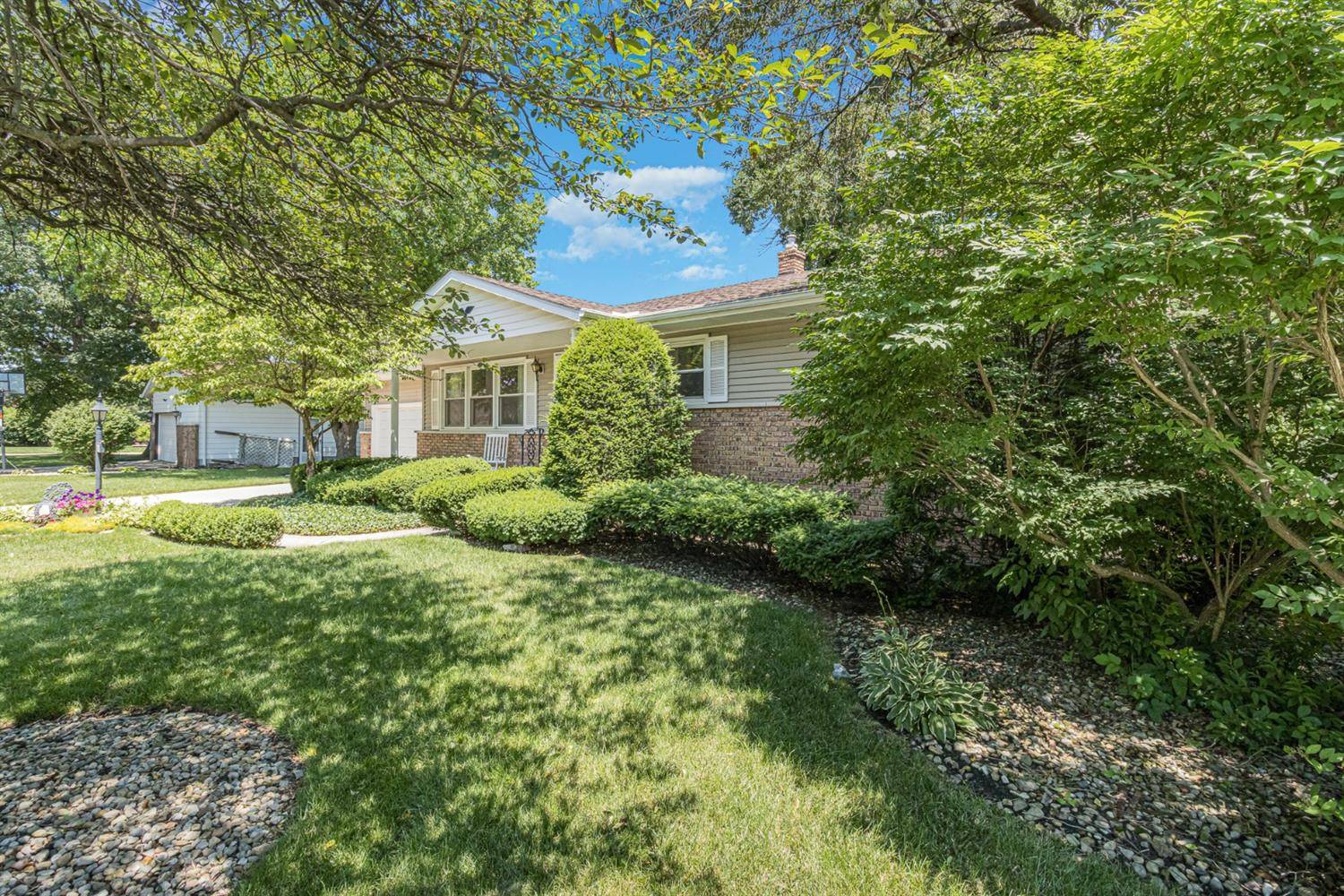 Schererville, IN 46375,1833 Kennedy Avenue