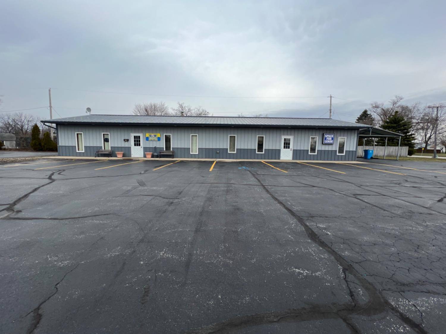 Wanatah, IN 46390,10227 W US Highway 30