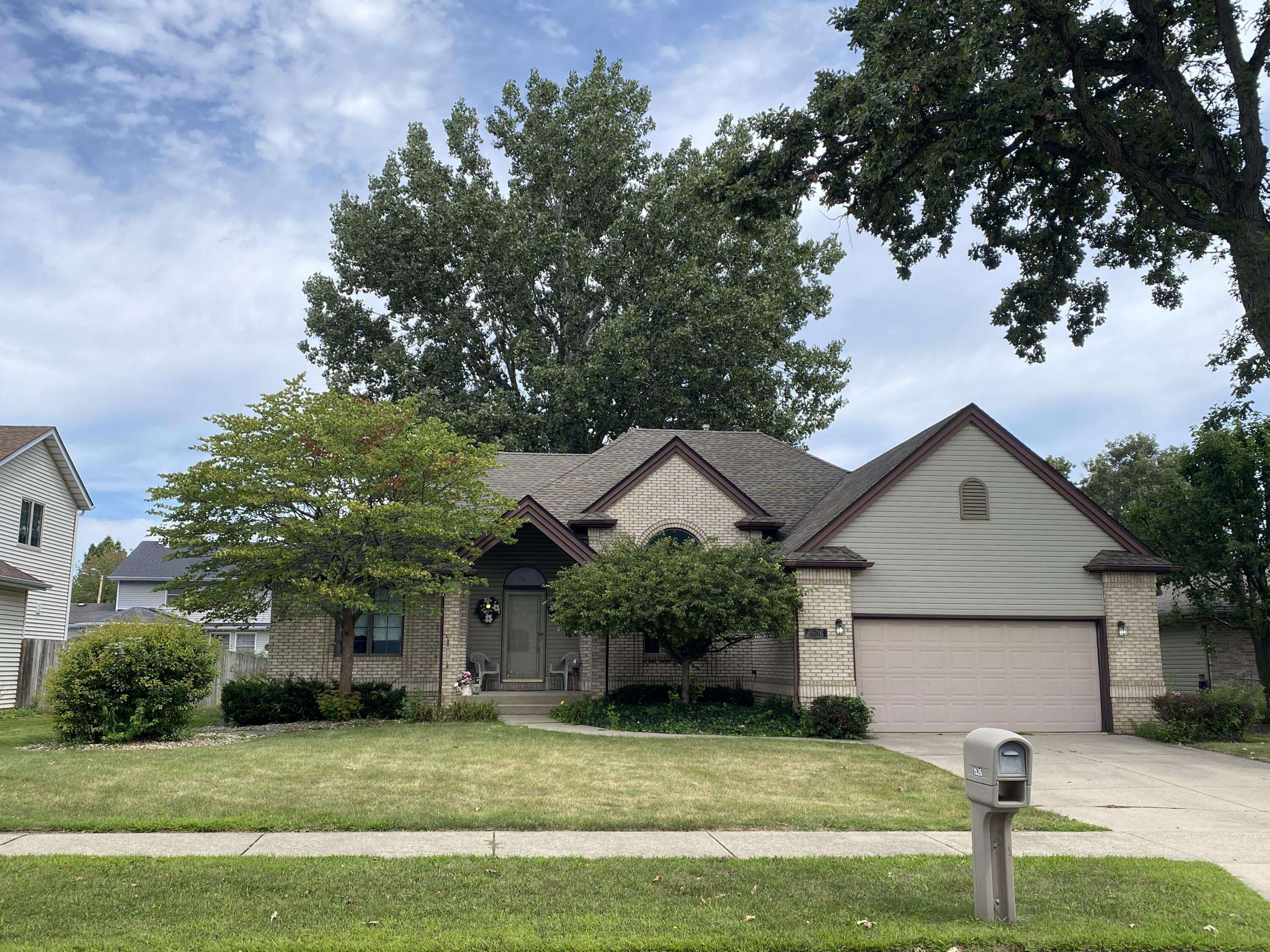 Schererville, IN 46307,1526 Mockingbird Drive