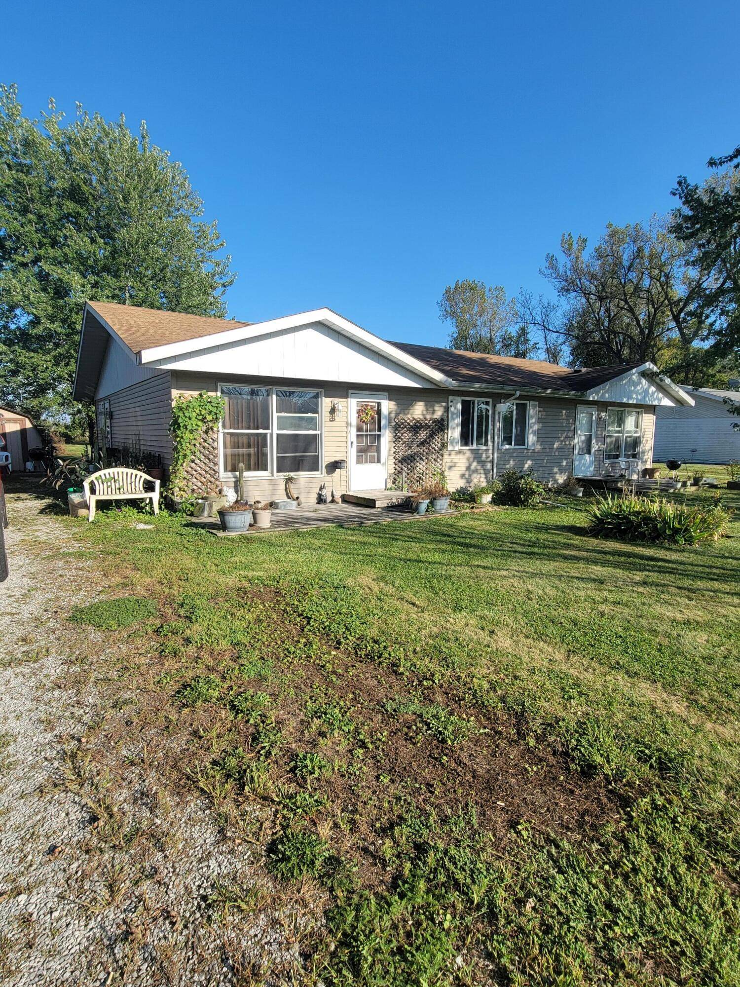 Dyer, IN 46311,9451 S Stateline Road