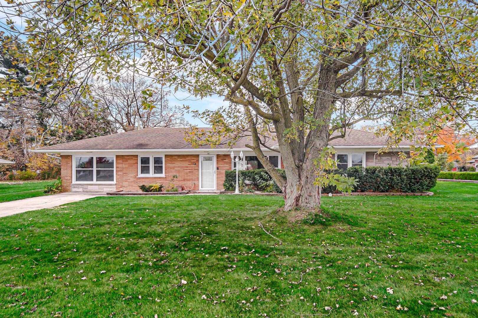 Schererville, IN 46375,127 E Elizabeth Drive