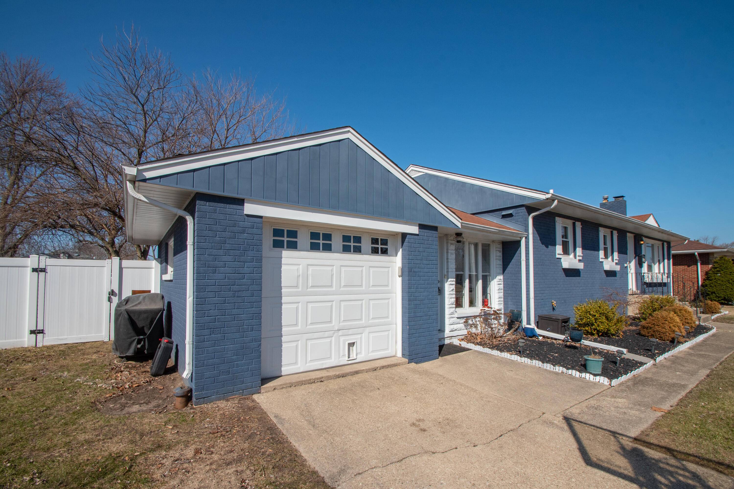 Griffith, IN 46319,730 N Rensselaer Avenue