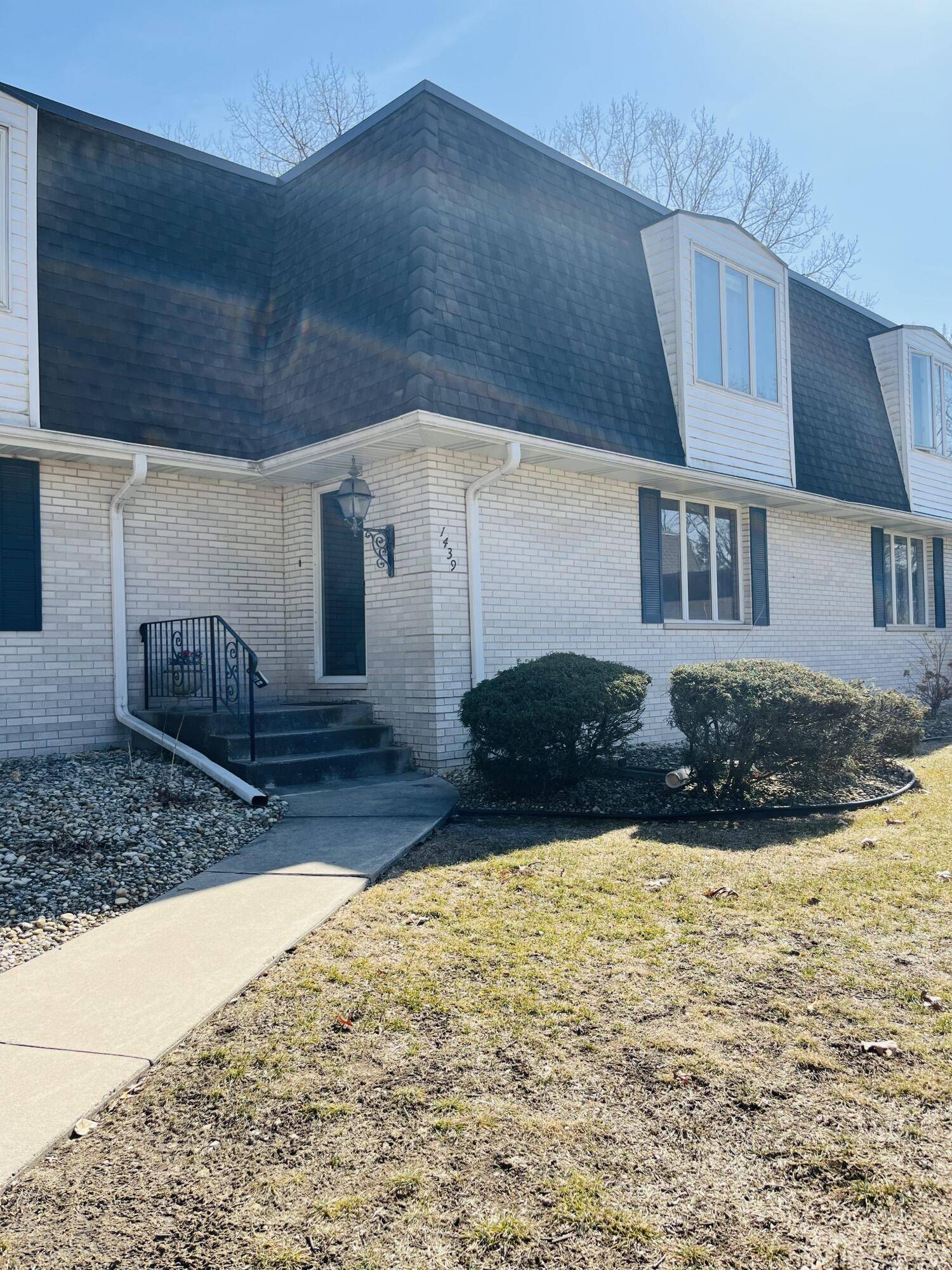 Schererville, IN 46375,1439 Elm Court