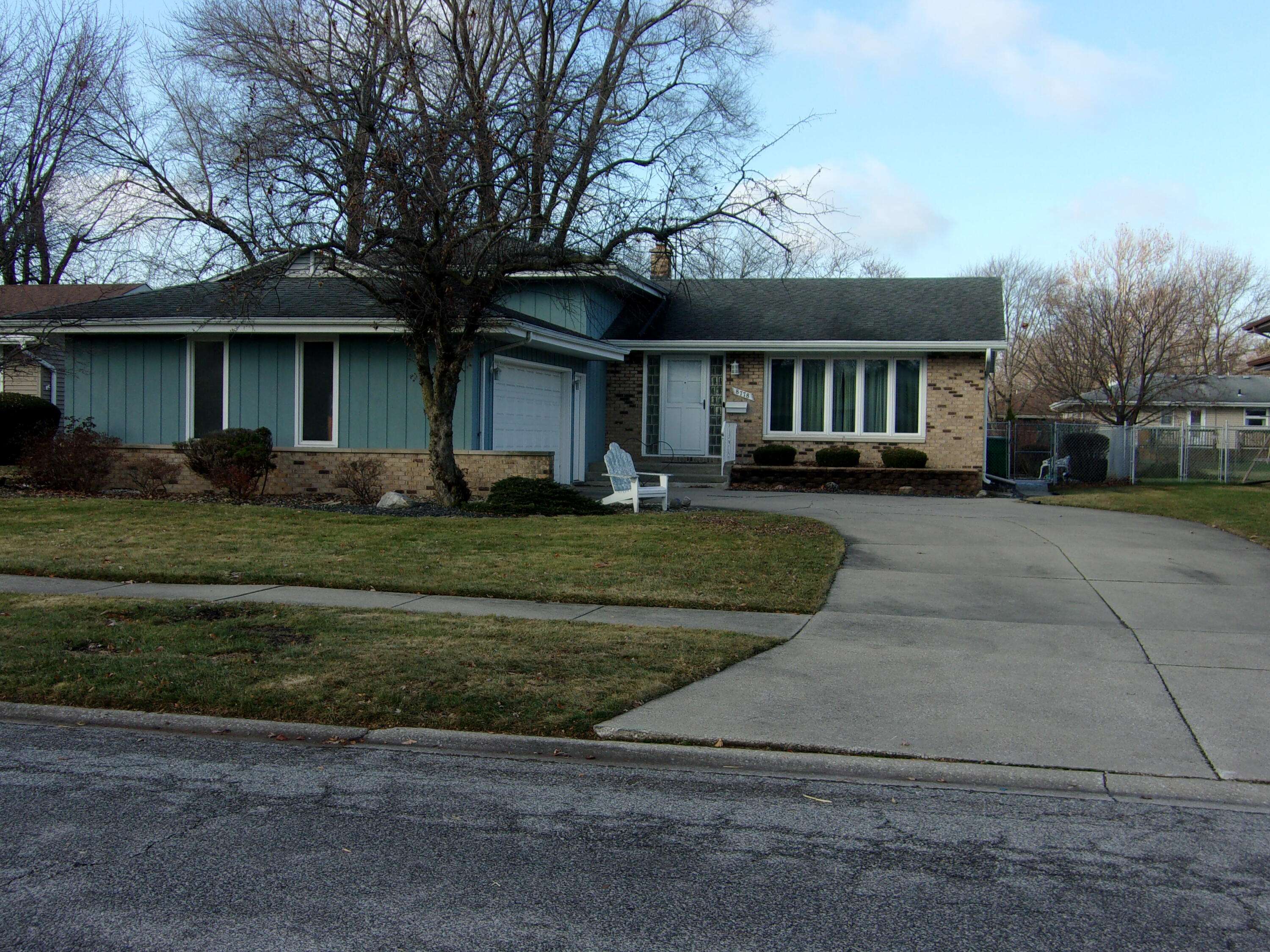 Munster, IN 46321,8778 Madison Avenue