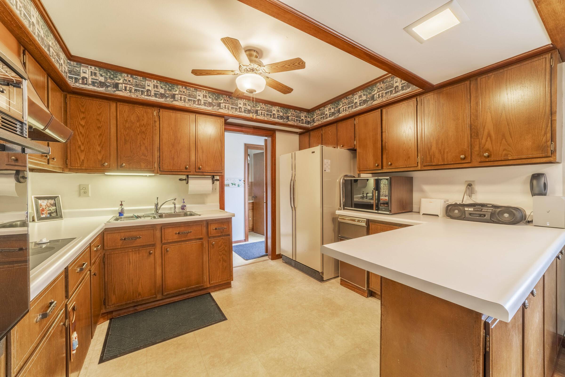 Dyer, IN 46311,8533 Sheffield Avenue