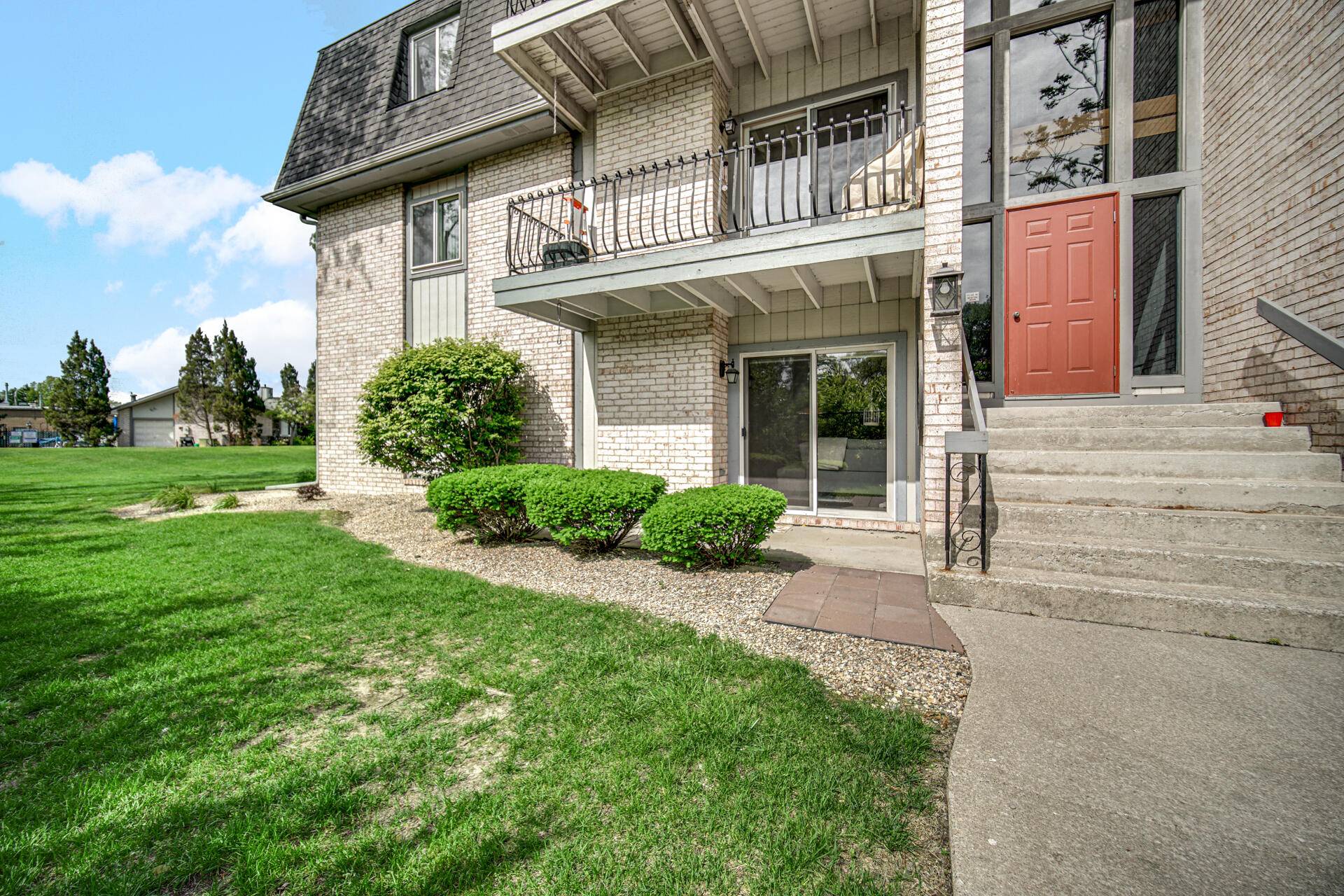 Schererville, IN 46375,1725 Homan Drive #104