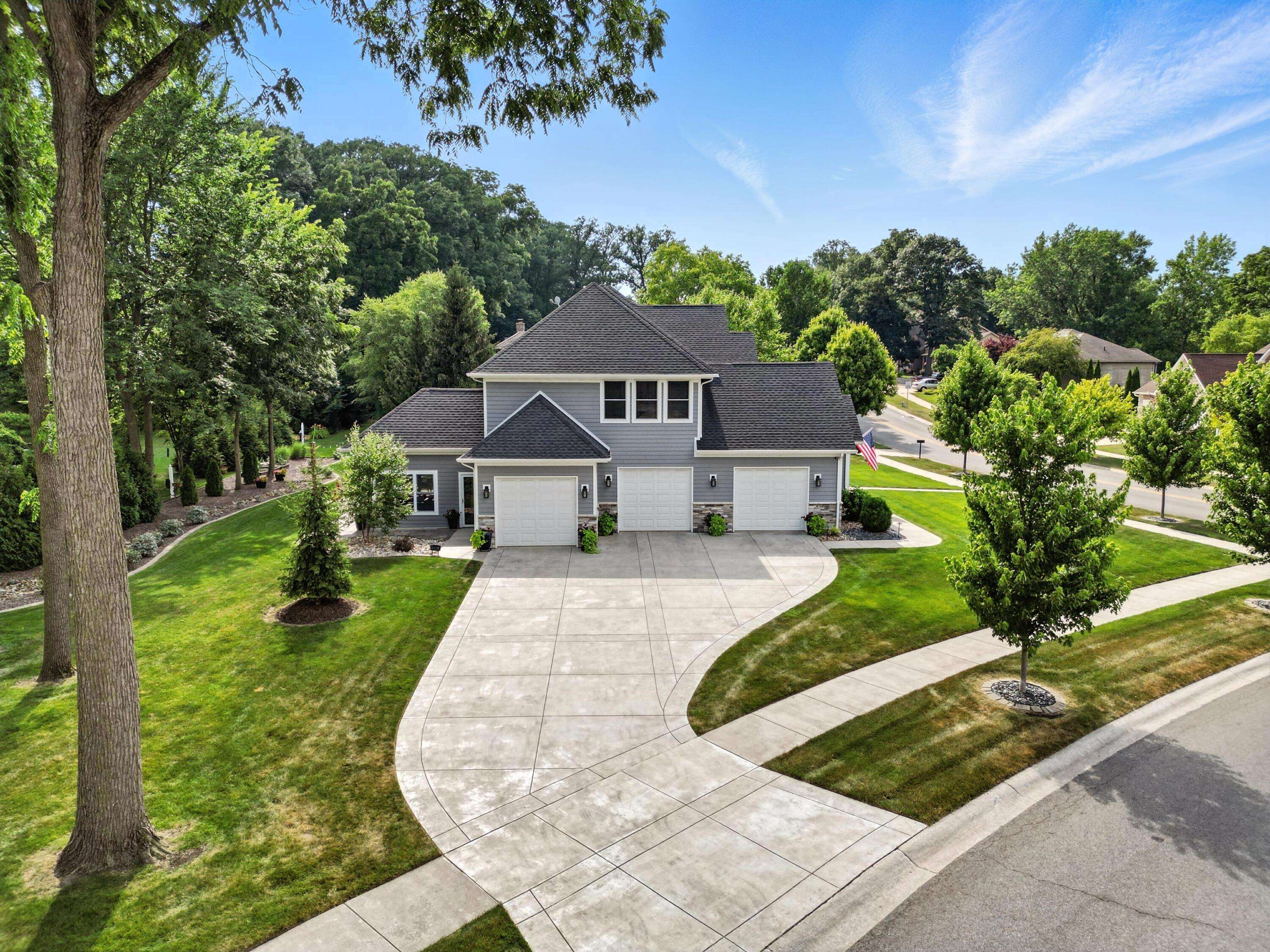 Crown Point, IN 46307,1285 Greenview Place