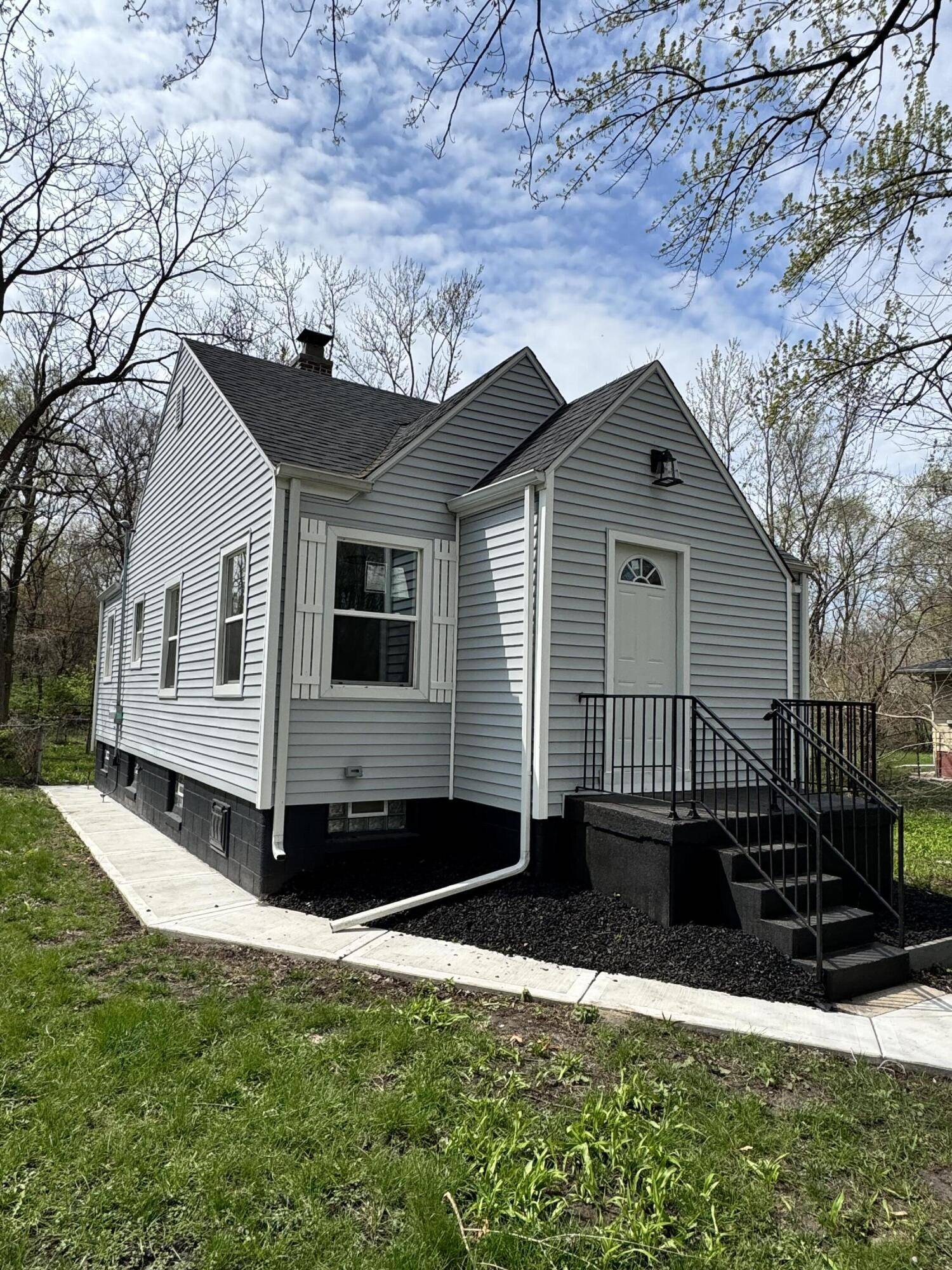 Gary, IN 46406,1136 Matthews Street