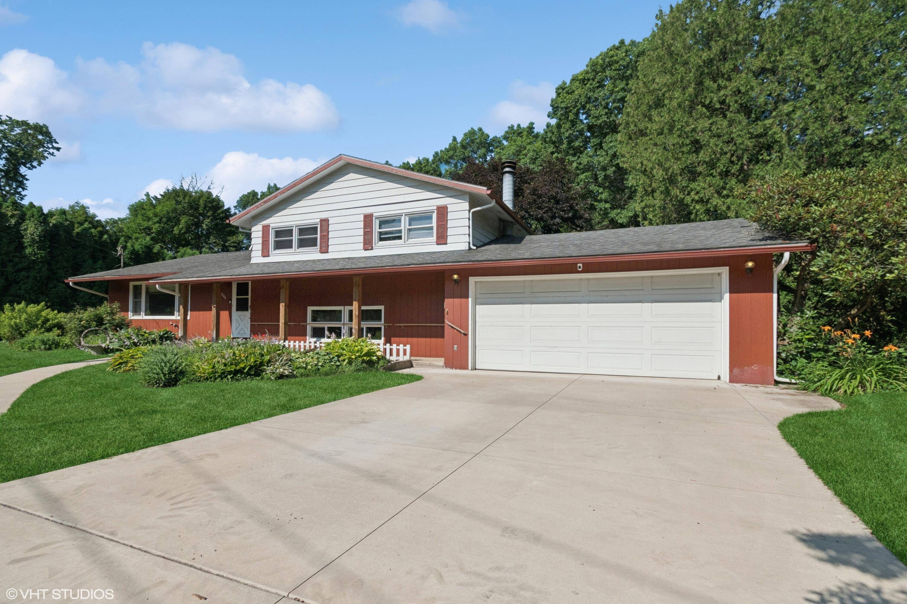 Chesterton, IN 46304,606 S 18th Street