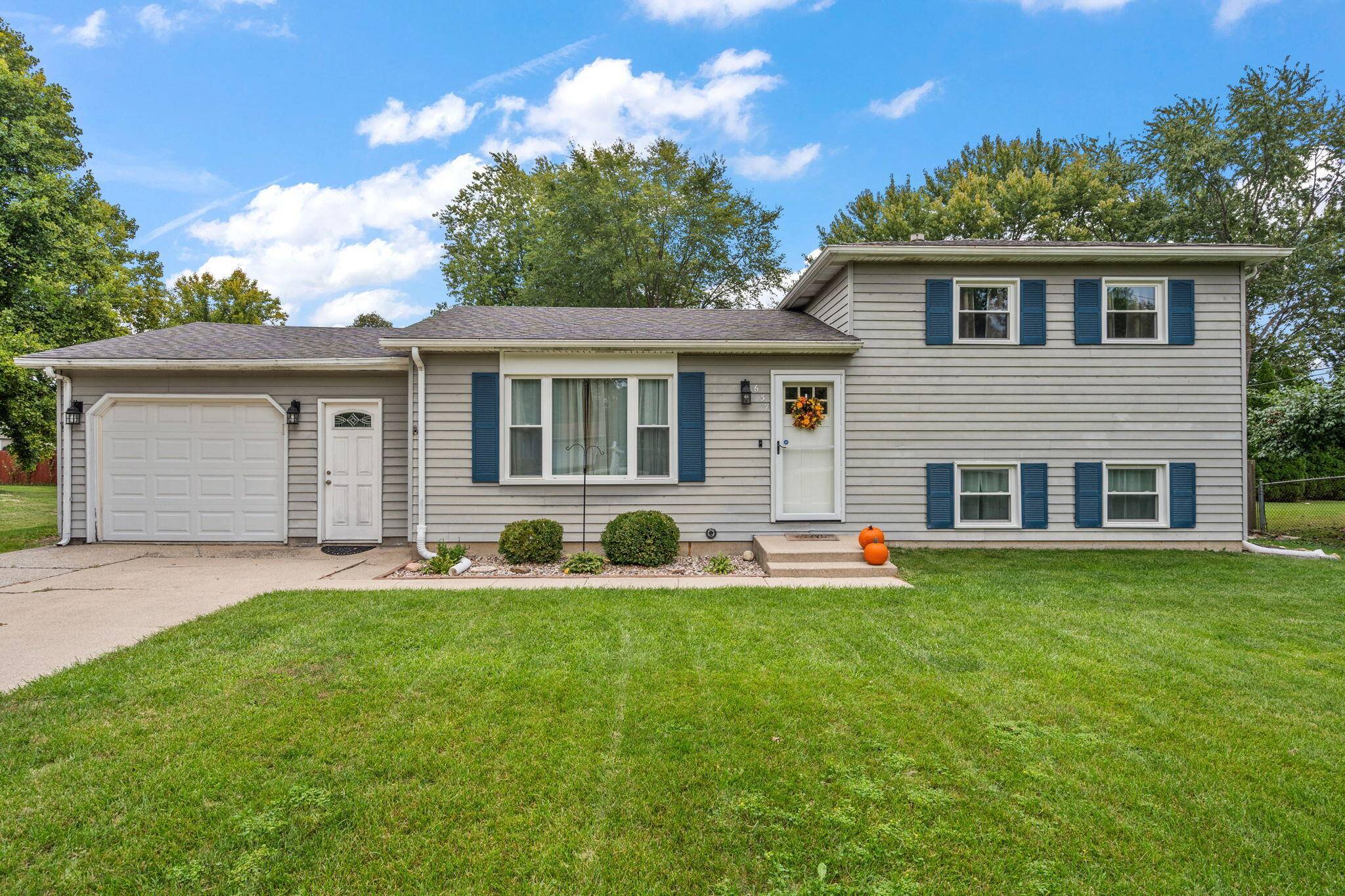 Lowell, IN 46356,637 Joe Martin Road