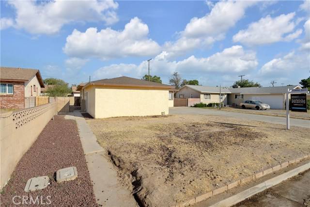 Rosamond, CA 93560,3344 Camden ST