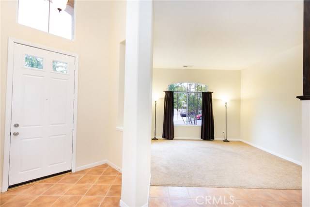 Saugus, CA 91390,28248 Infinity CIR