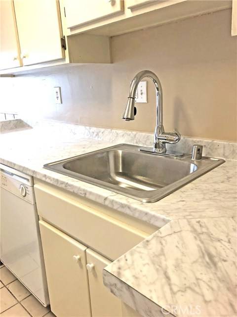 Chatsworth, CA 91311,10065 De Soto AVE 211