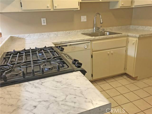 Chatsworth, CA 91311,10065 De Soto AVE 211