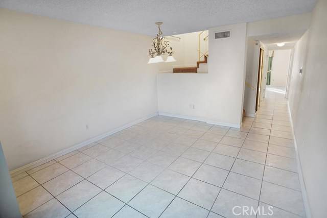 Chatsworth, CA 91311,10125 De Soto AVE 24