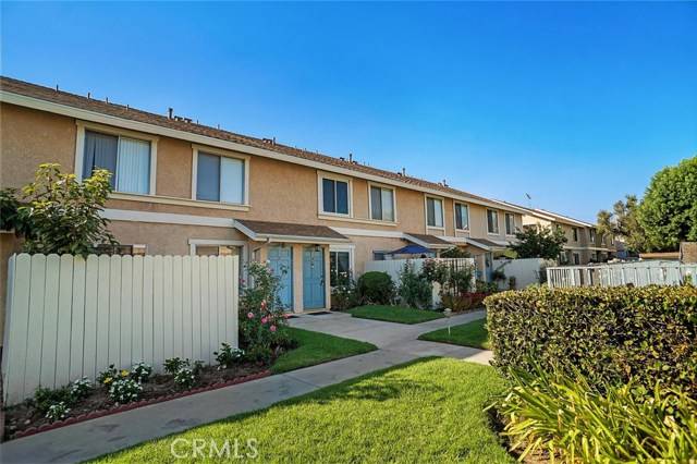 Chatsworth, CA 91311,10125 De Soto AVE 24