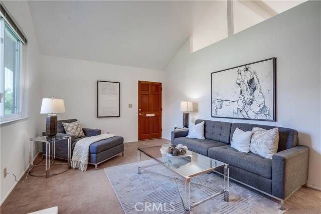 Chatsworth, CA 91311,10041 Larwin AVE 7