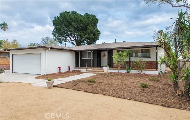 Chatsworth, CA 91311,10422 Independence AVE