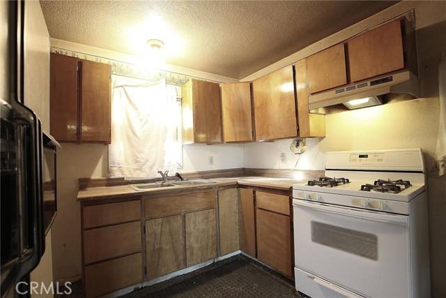 Rosamond, CA 93560,2078 Poplar ST