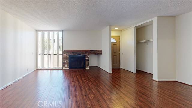 Chatsworth, CA 91311,10231 Independence AVE B10