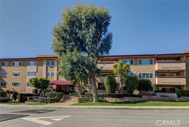 West Hollywood, CA 90069,1121 N Olive DR 310