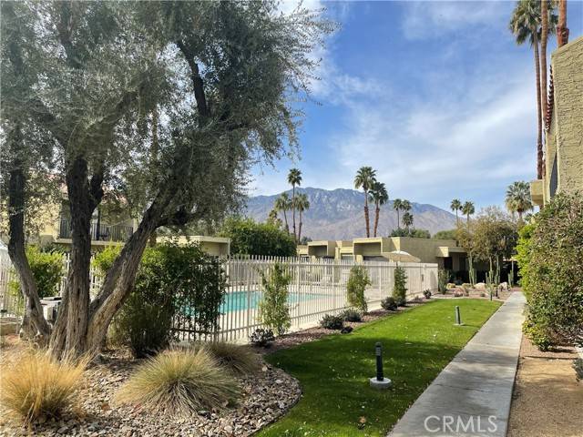 Palm Springs, CA 92264,2396 Los Coyotes DR