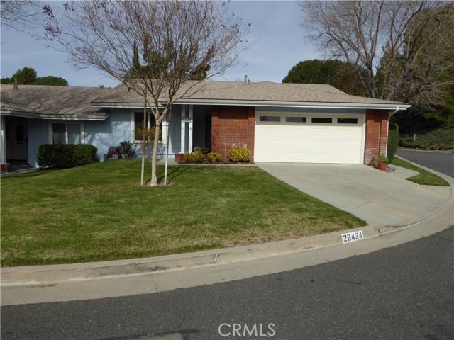 Newhall, CA 91321,26434 Circle Knoll CT