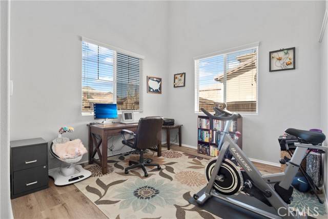 Rosamond, CA 93560,2268 Buss CT