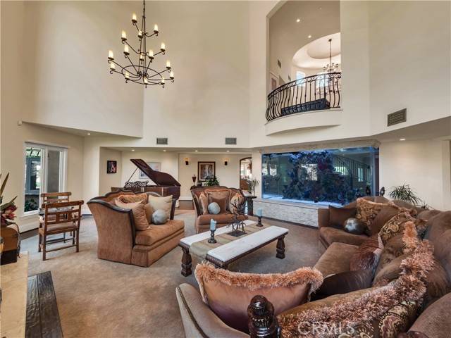 Chatsworth, CA 91311,11460 Iverson RD