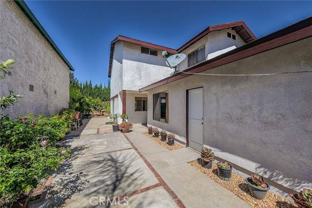 Chatsworth, CA 91311,10147 Brooke AVE