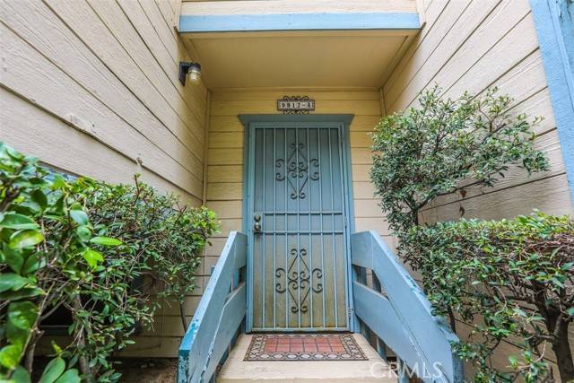 Chatsworth, CA 91311,9917 Independence AVE A