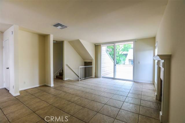 Chatsworth, CA 91311,9917 Independence AVE A