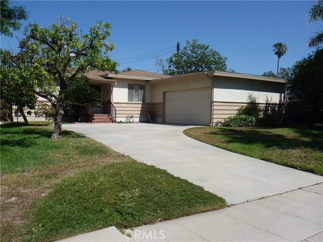 Chatsworth, CA 91311,10114 Hillview AVE