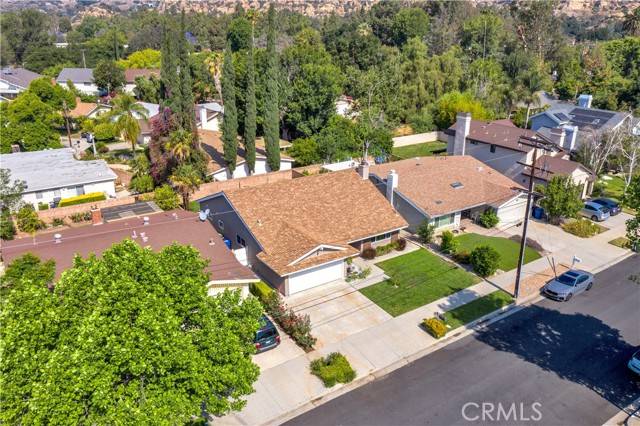 Chatsworth, CA 91311,10429 Glade AVE