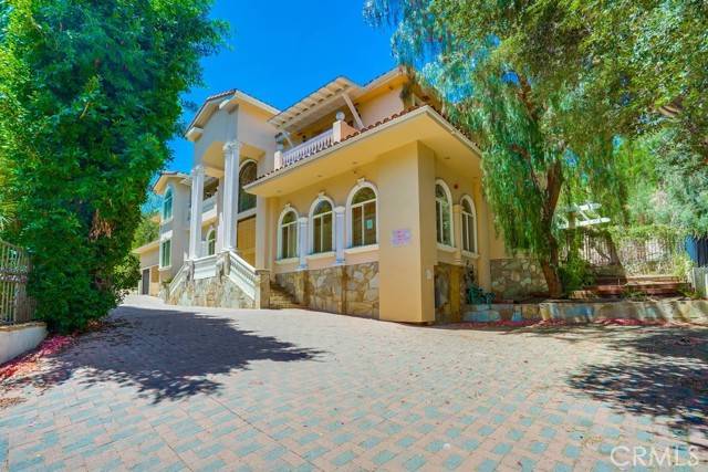 Chatsworth, CA 91311,22751 Plummer ST