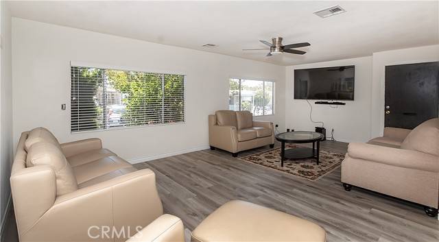 Chatsworth, CA 91311,11401 N Topanga Cy 29