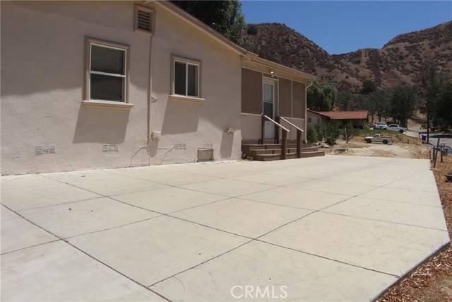 Castaic, CA 91384,28942 Keningston RD