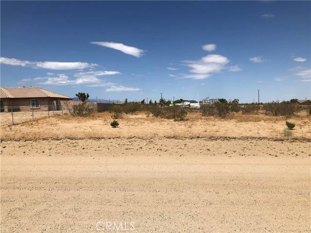 Phelan, CA 92371,0 Caughlin RD