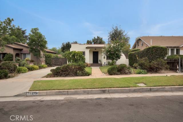 Altadena, CA 91001,2219 El Sereno