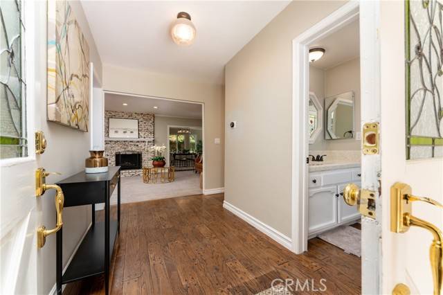 Chatsworth, CA 91311,9718 Quartz AVE