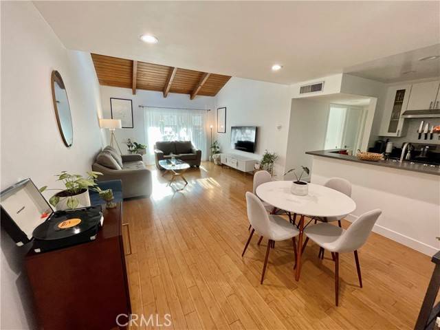 Porter Ranch, CA 91326,10331 Lindley AVE 218
